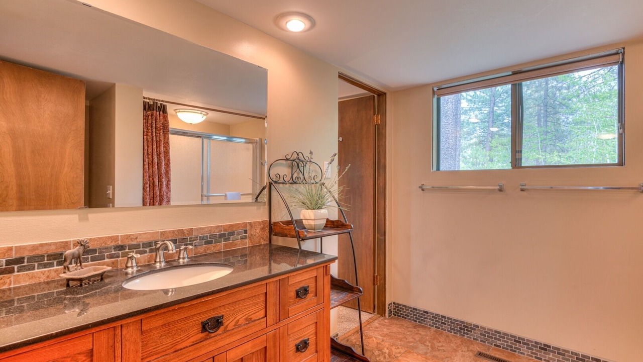 Photo of Bathroom in Sunriver