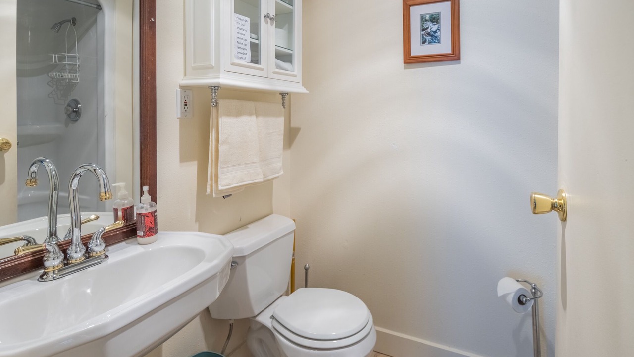 Photo of Bathroom in Cle Elum