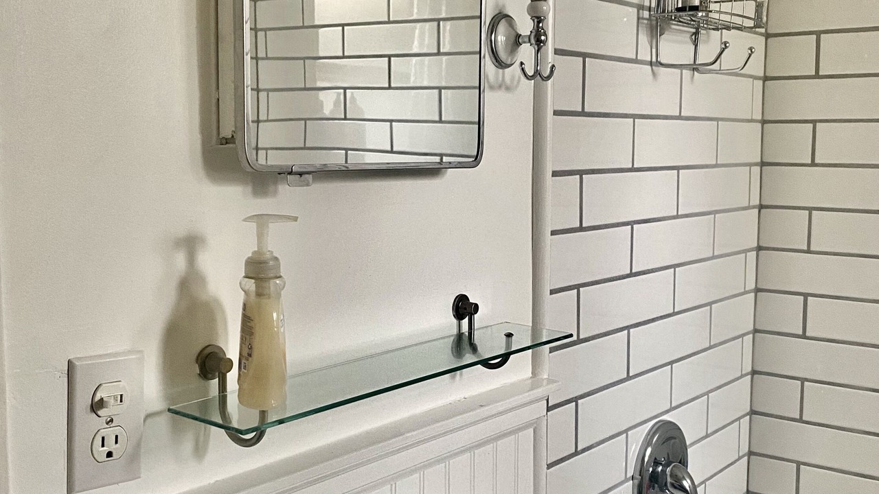 Photo of Bathroom in River West