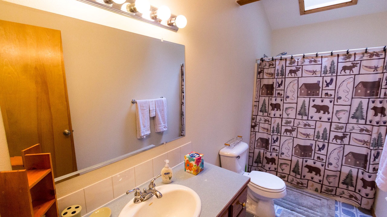 Photo of Bathroom in Enumclaw