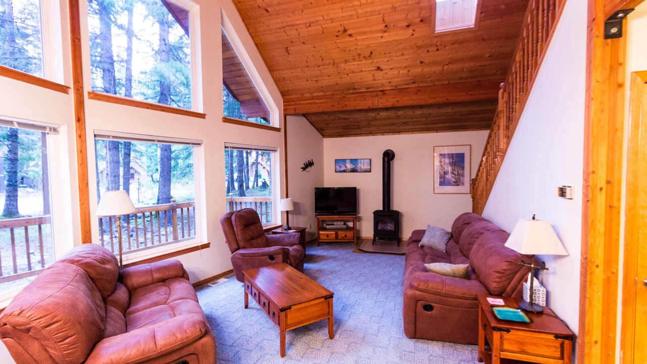 Photo of Livingroom in Enumclaw