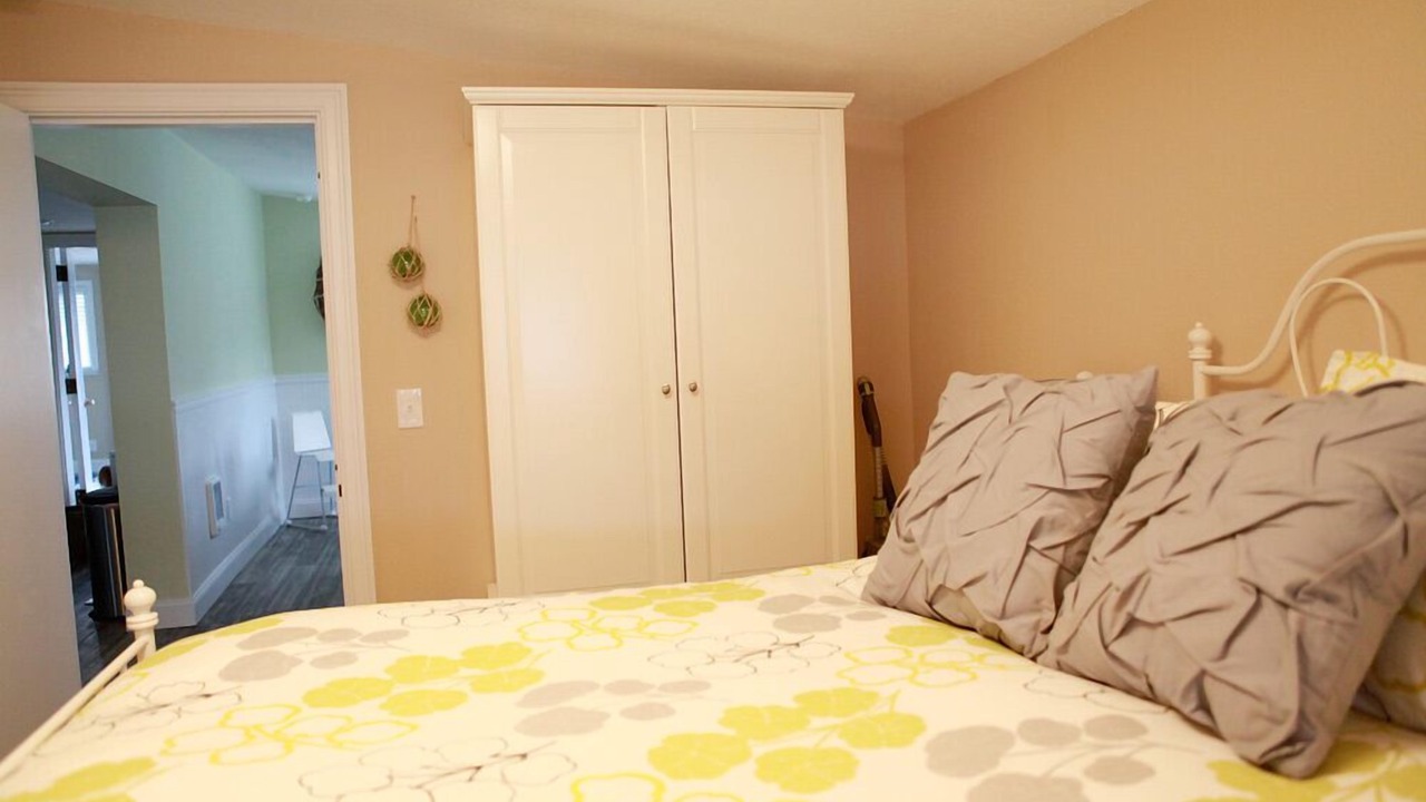 Photo of Bedroom in Pacific Beach