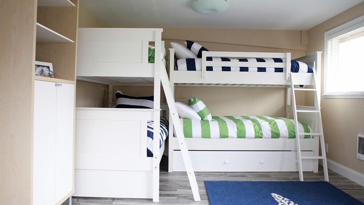 Photo of Bedroom in Pacific Beach
