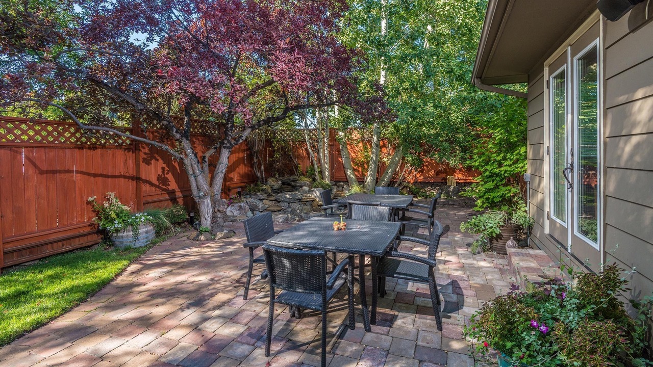 Photo of Outdoor in Old Bend