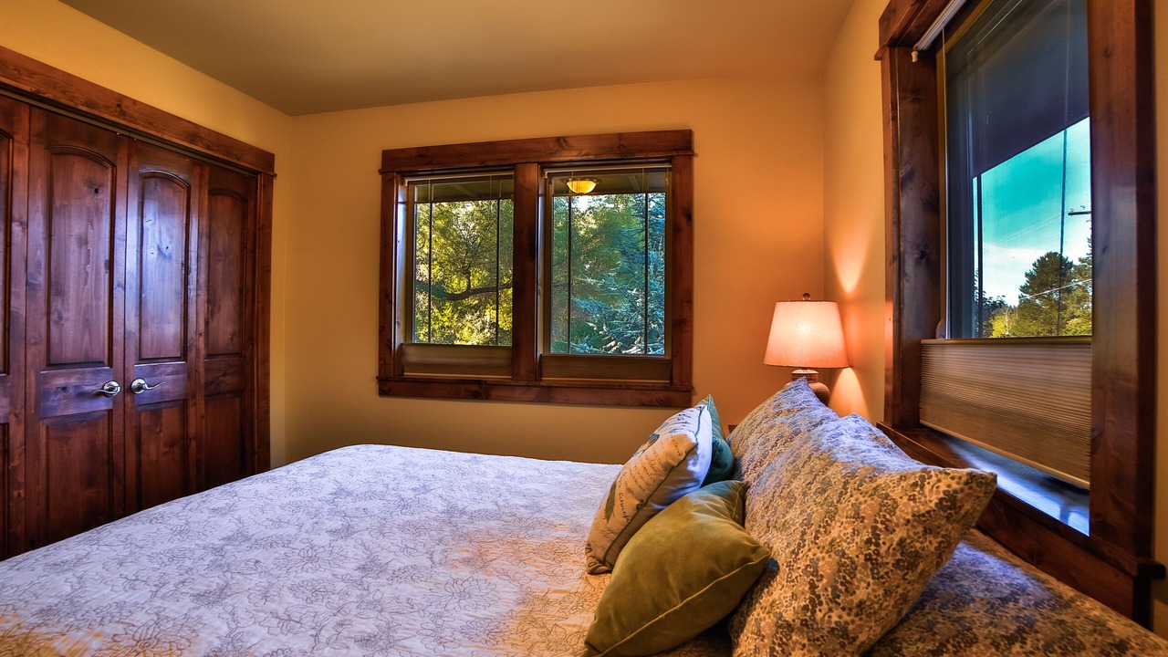 Photo of Bedroom in River West