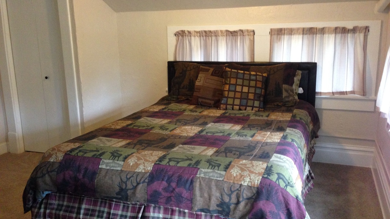 Photo of Bedroom in North End