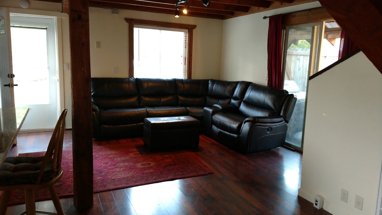 Photo of Livingroom in Idaho City