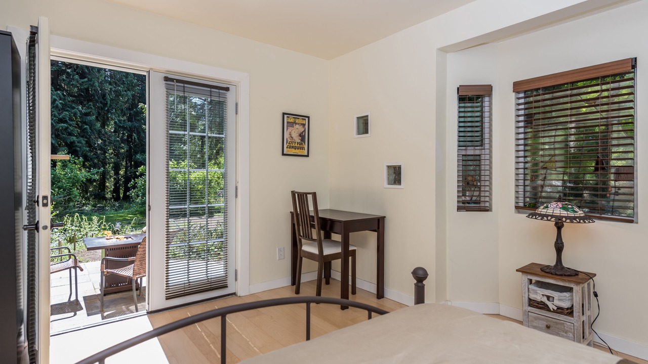 Photo of Bedroom in Point Roberts