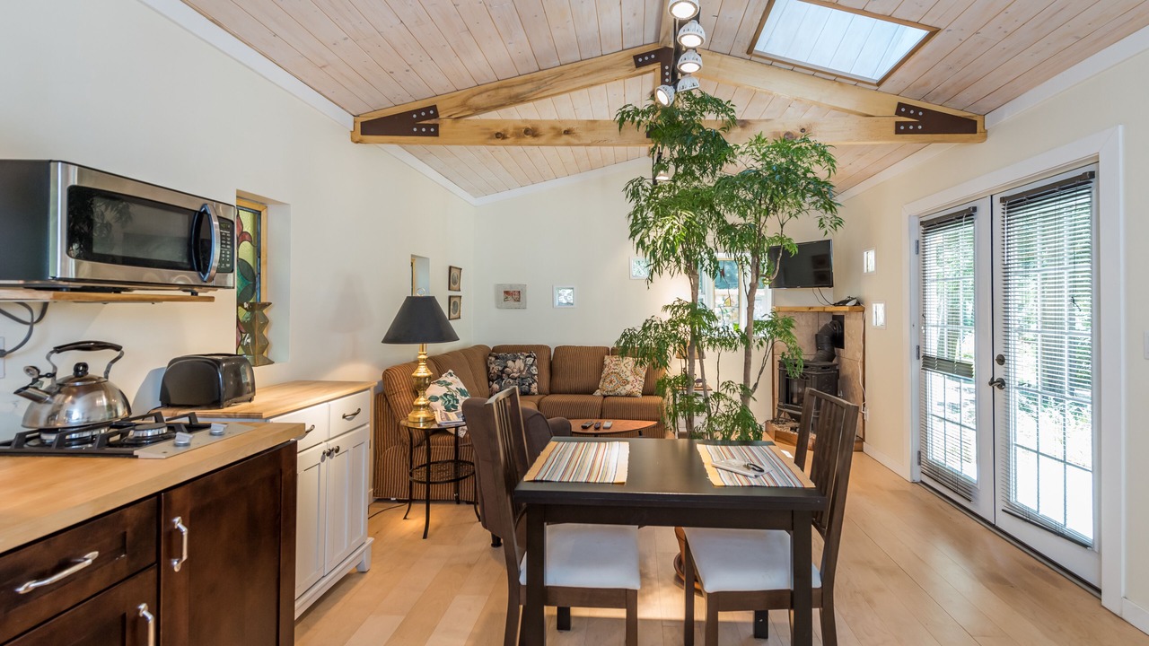 Photo of Kitchen in Point Roberts
