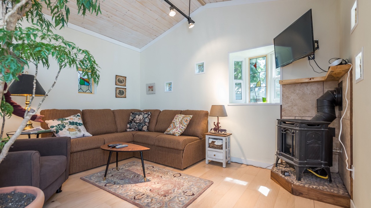 Photo of Livingroom in Point Roberts