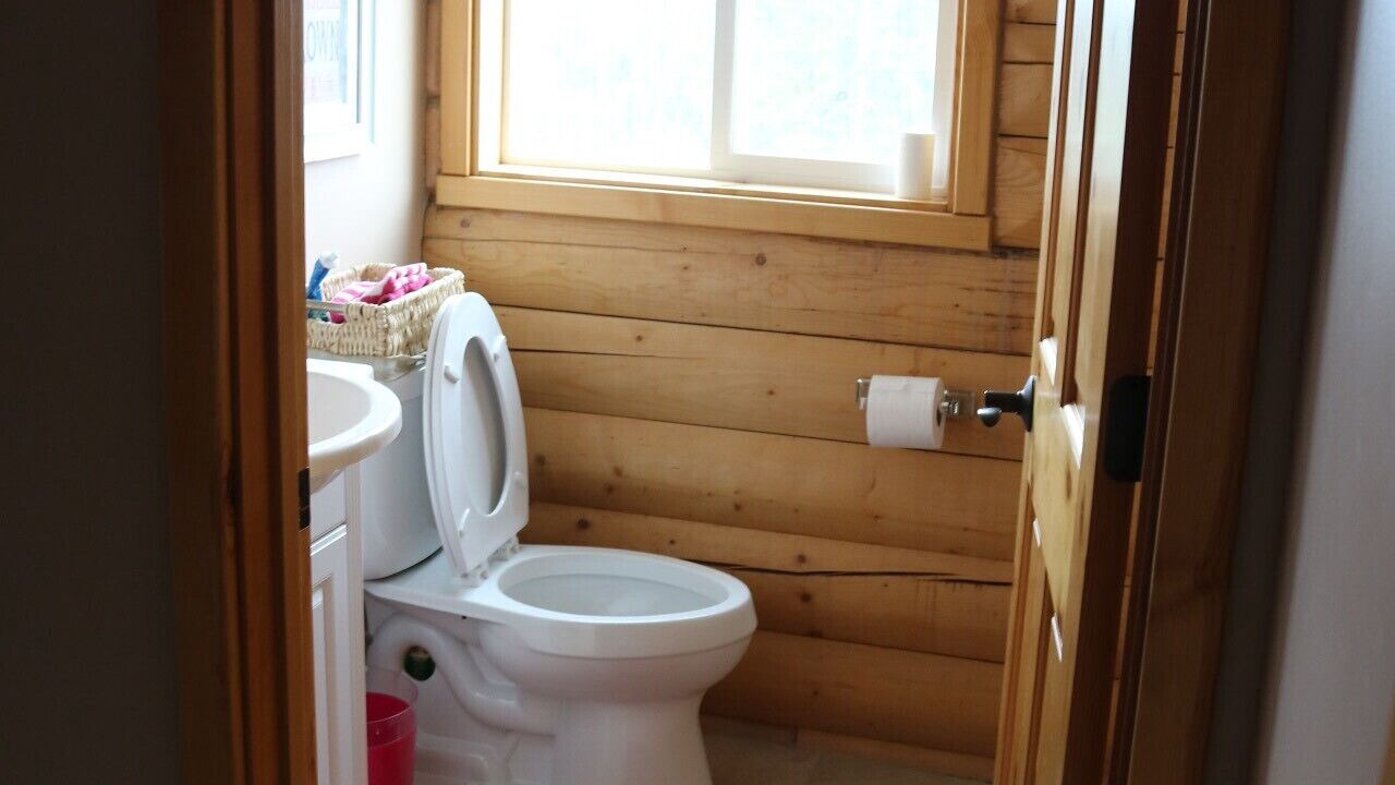 Photo of Bathroom in Loon Lake