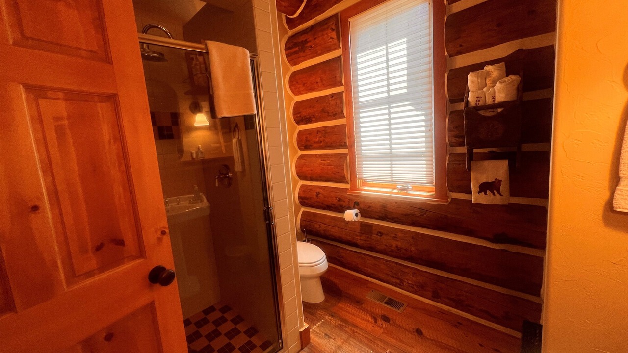 Photo of Bathroom in Porcupine Park