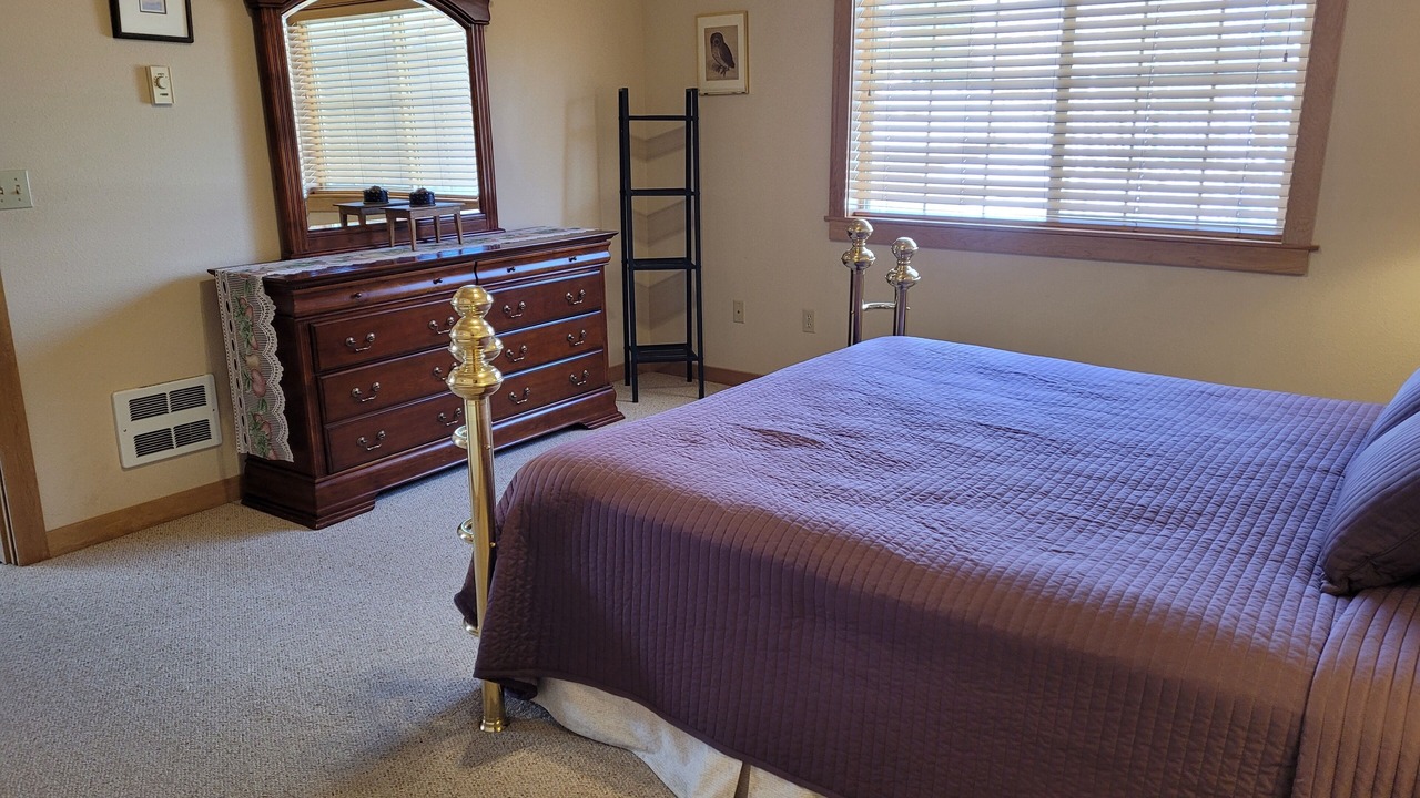 Photo of Bedroom in Winthrop