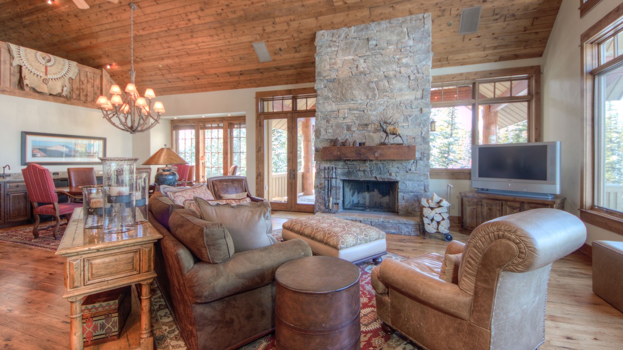 Photo of Livingroom in Big Sky