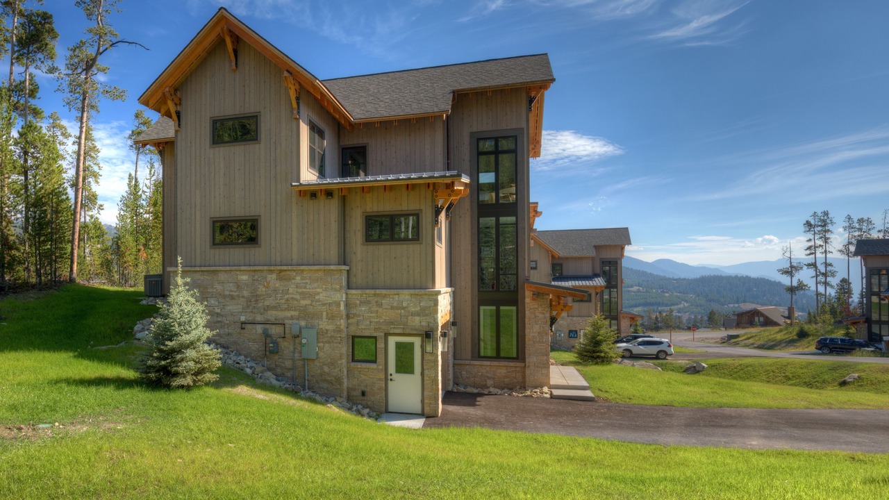 Photo of Outdoor in Powder Ridge