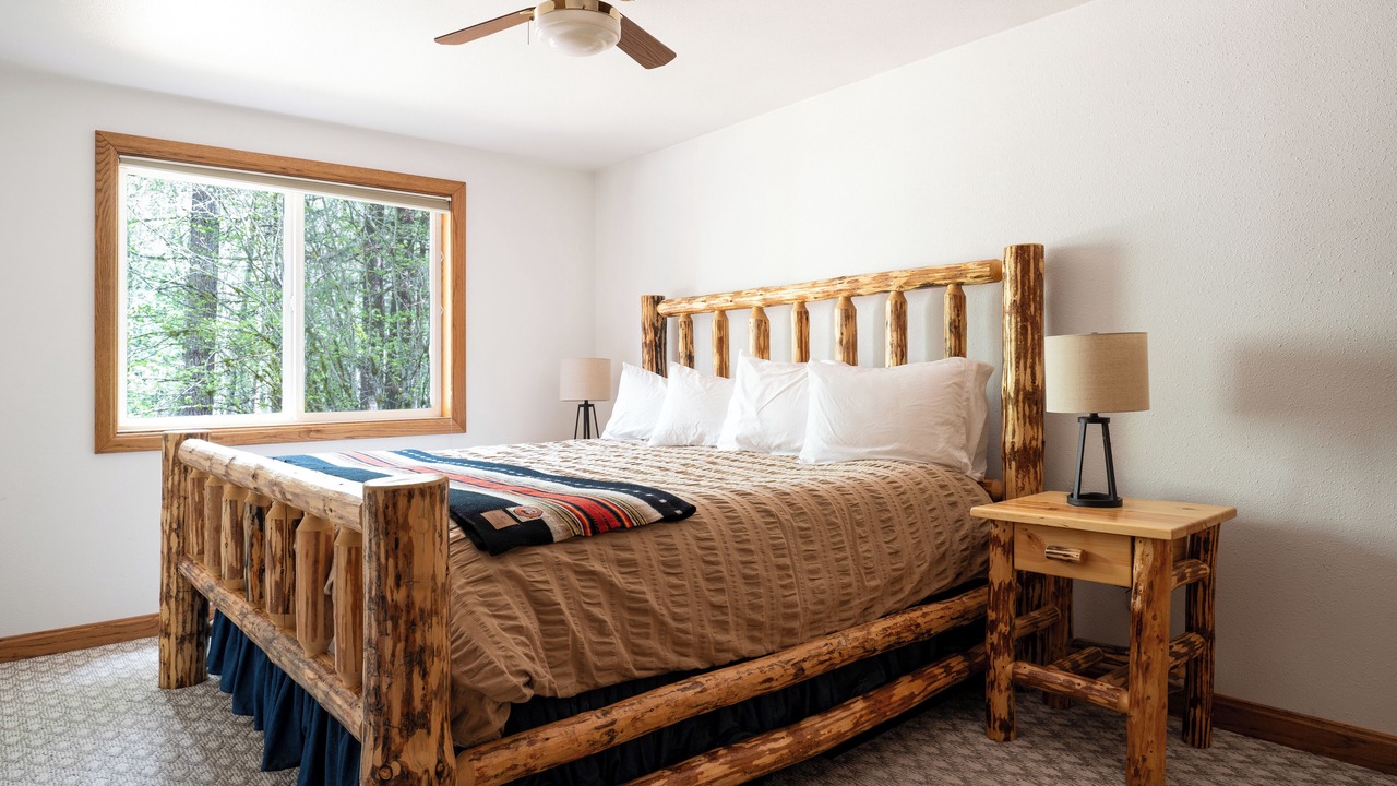 Photo of Bedroom in Enumclaw