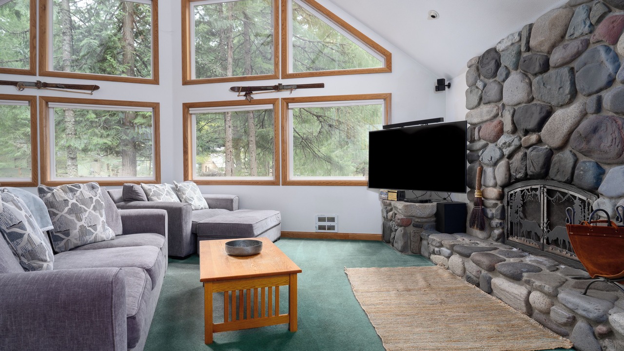 Photo of Livingroom in Enumclaw