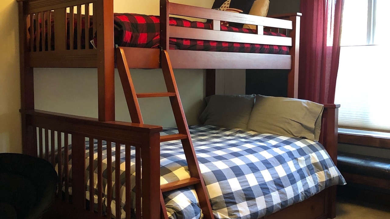 Photo of Bedroom in Sunriver