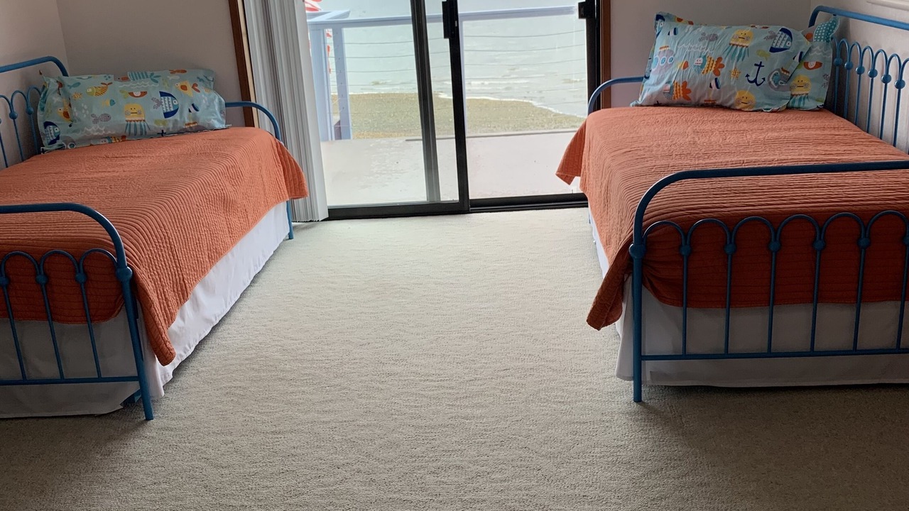 Photo of Bedroom in Lakebay