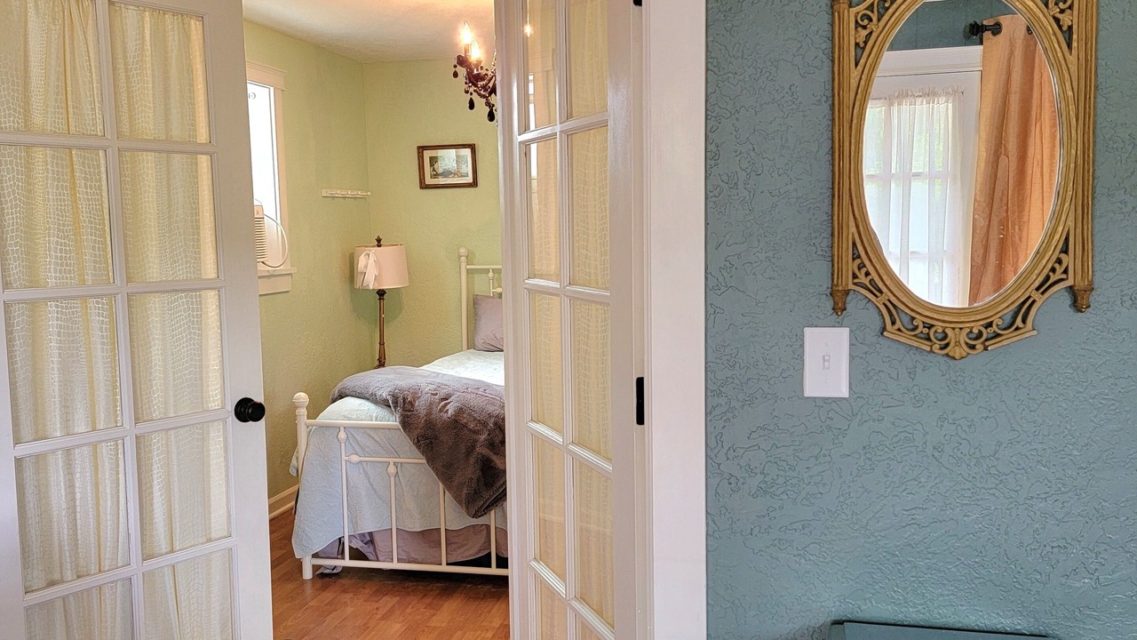 Photo of Bedroom in North End