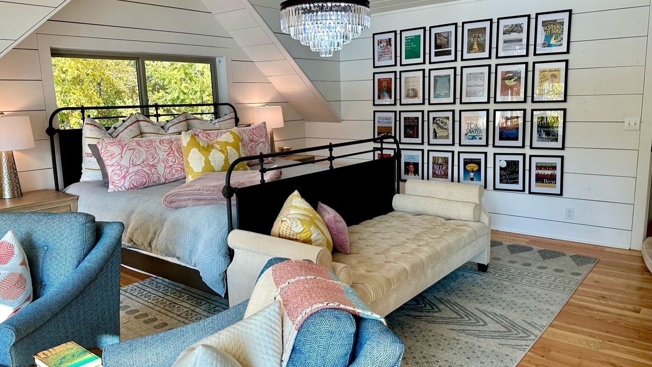 Photo of Bedroom in Newport
