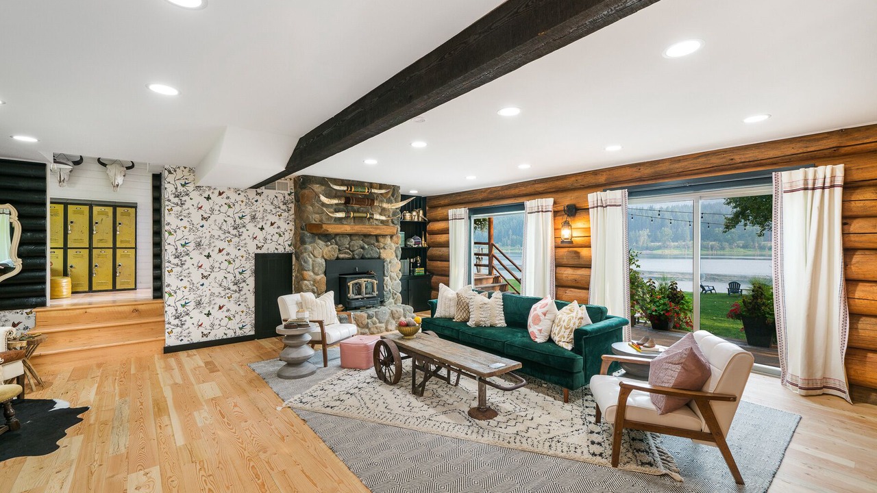 Photo of Livingroom in Newport