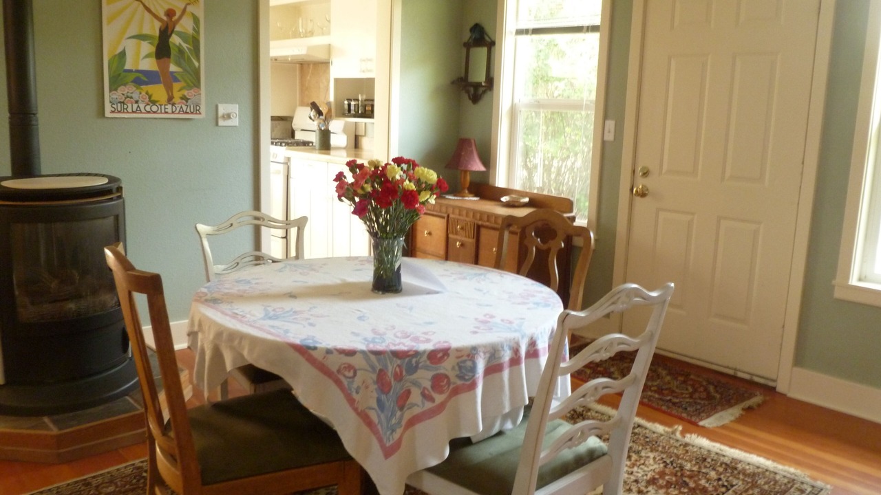 Photo of Bedroom in Old Bend