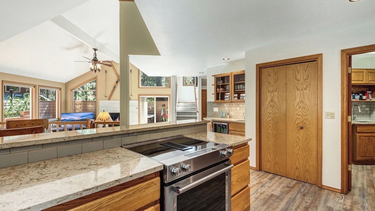 Photo of Kitchen in Overlook Park