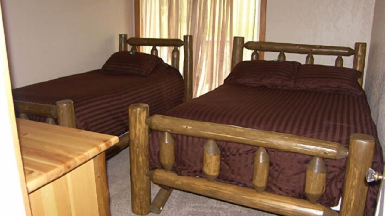 Photo of Bedroom in Lenore