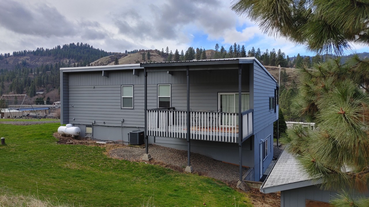 Photo of Outdoor in Lenore