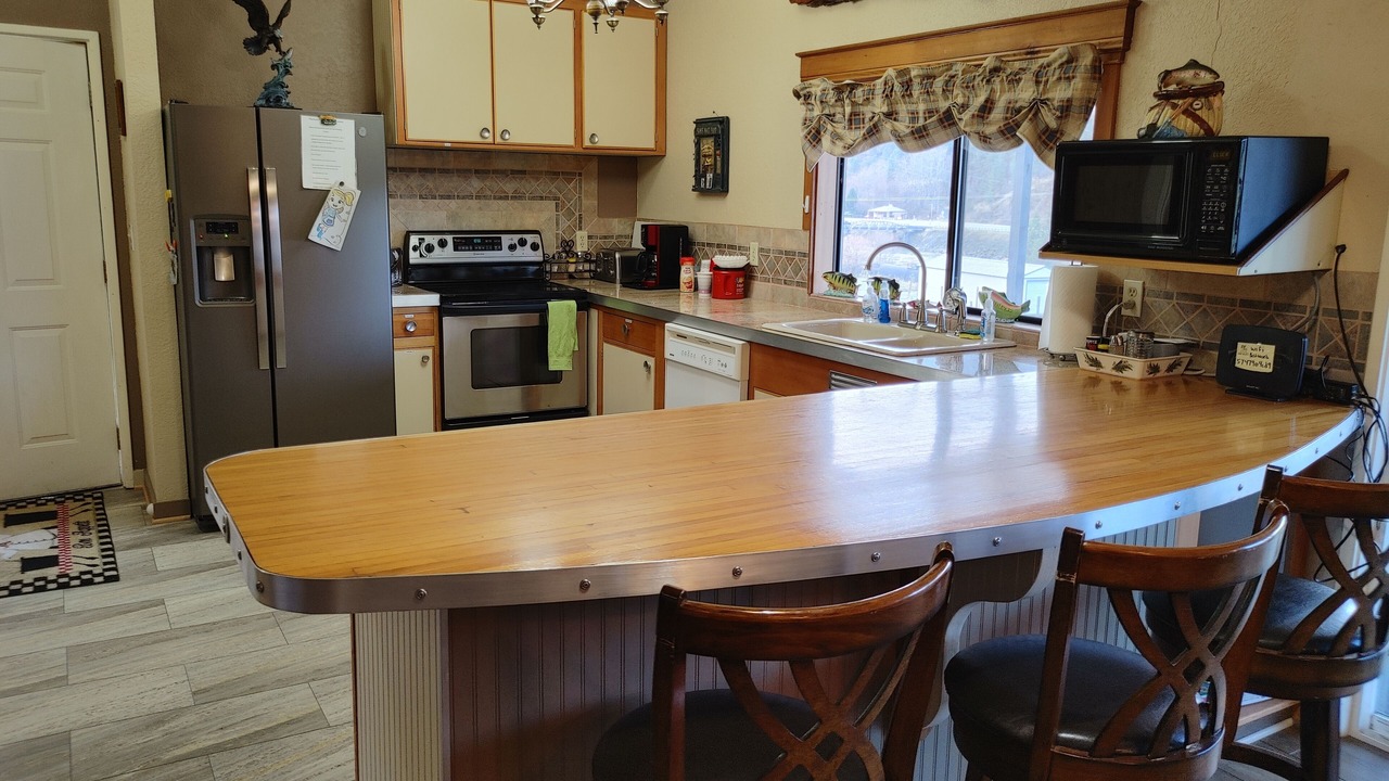 Photo of Kitchen in Lenore