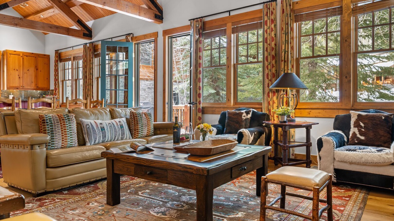 Photo of Livingroom in Granite Ridge