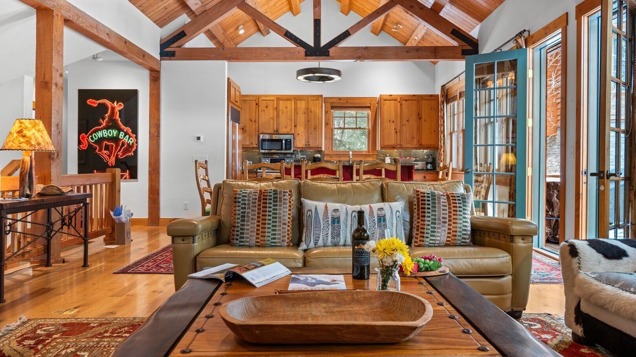 Photo of Livingroom in Granite Ridge