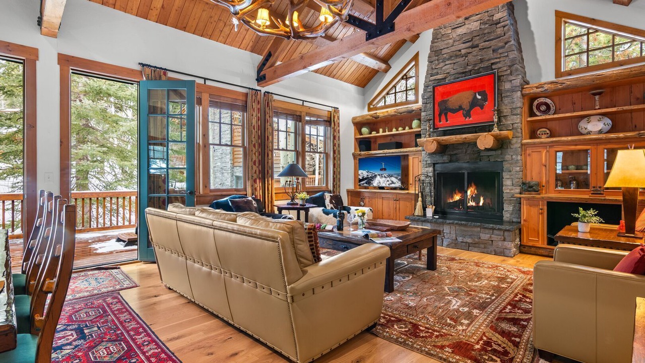 Photo of Livingroom in Granite Ridge