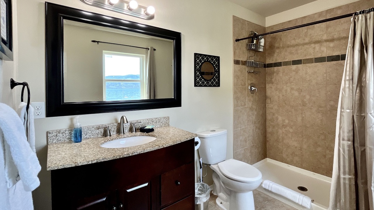Photo of Bathroom in Chelan