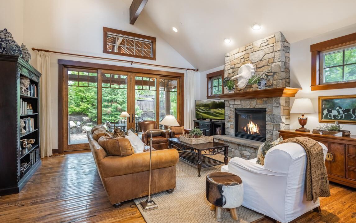 Photo of Livingroom in Cle Elum