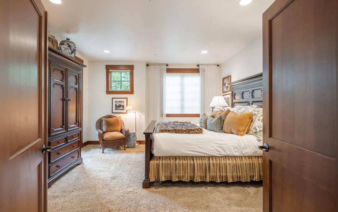 Photo of Bedroom in Cle Elum