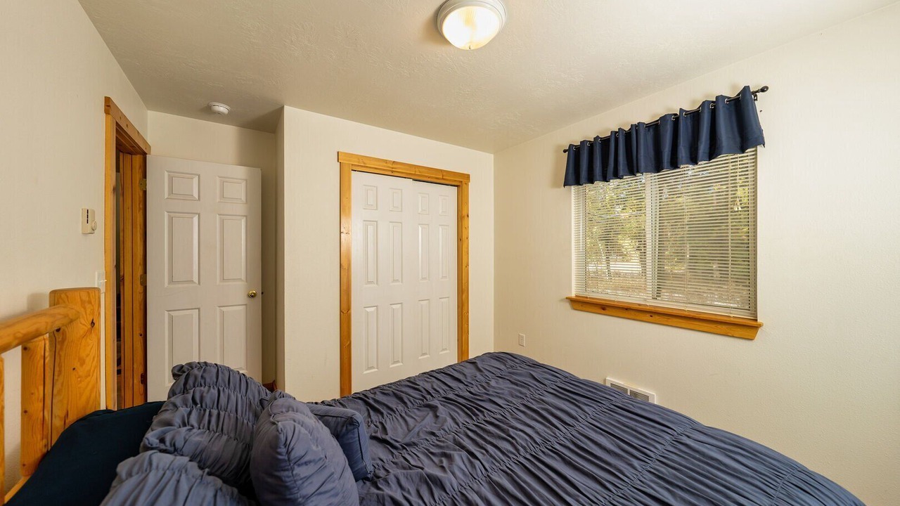 Photo of Bedroom in Wagon Wheel