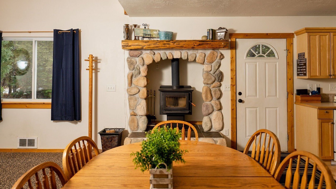 Photo of Bedroom in Wagon Wheel