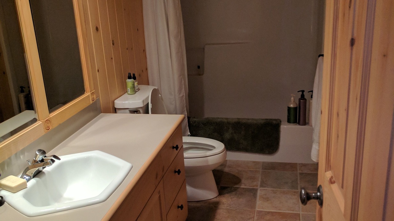 Photo of Bathroom in Enumclaw