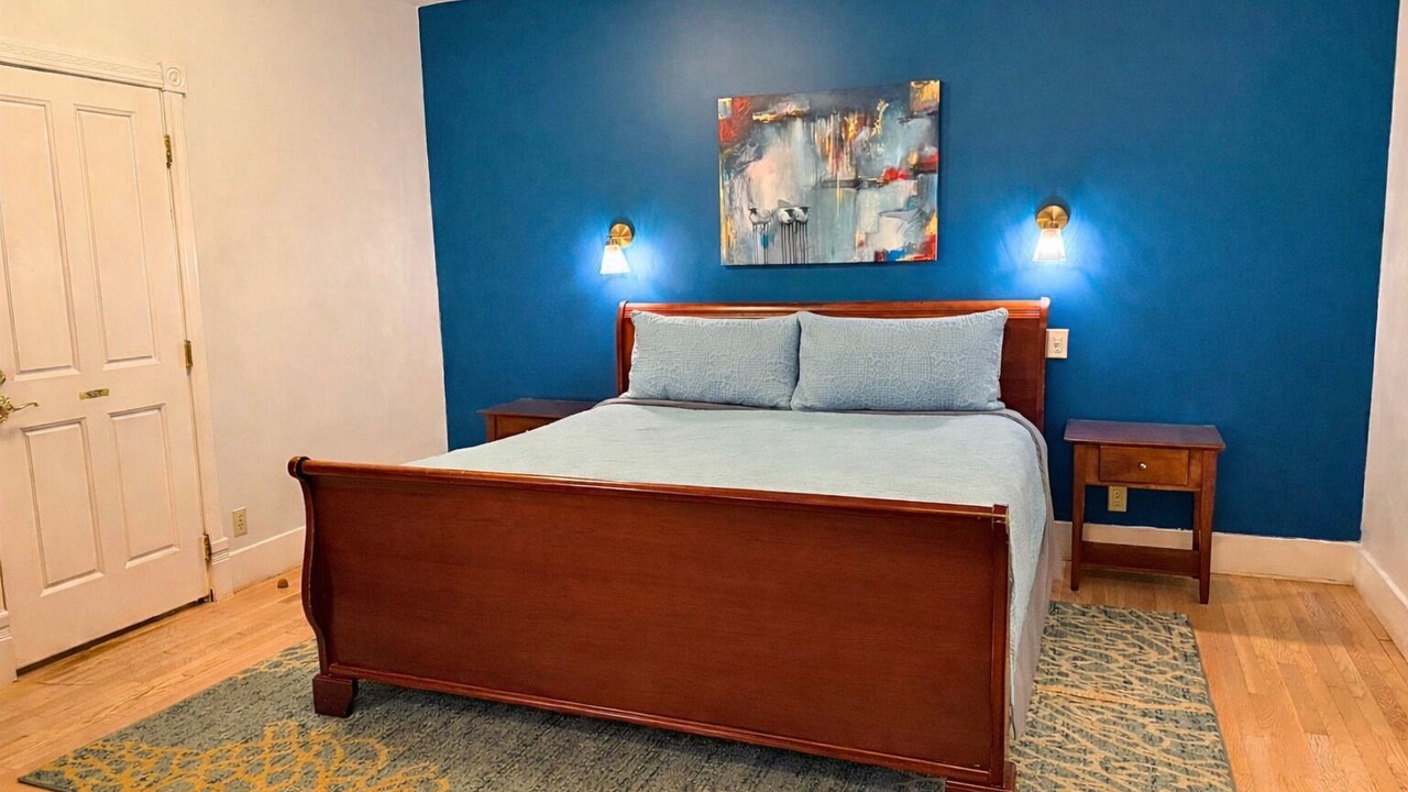 Photo of Bedroom in Lopez Island