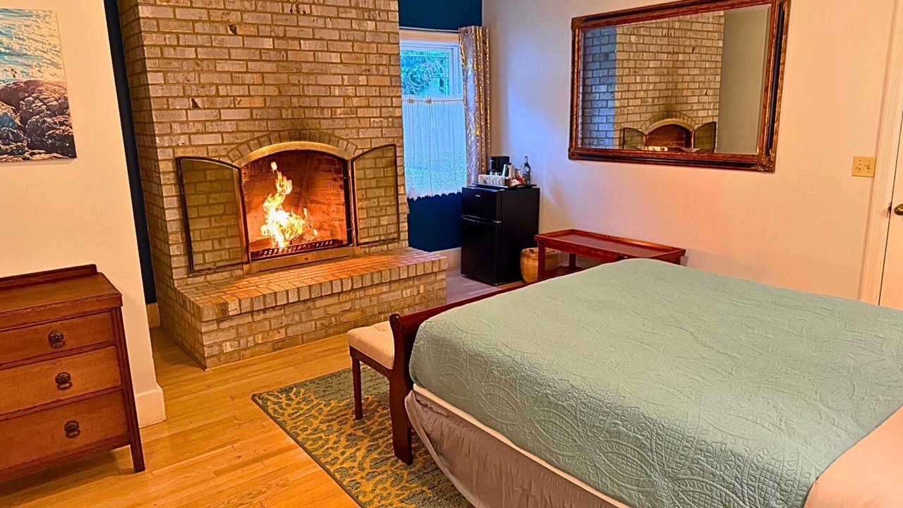 Photo of Bedroom in Lopez Island