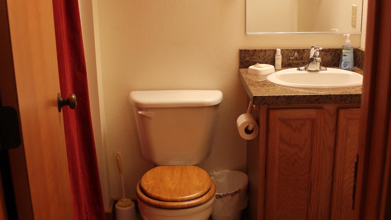 Photo of Bathroom in The Ponds