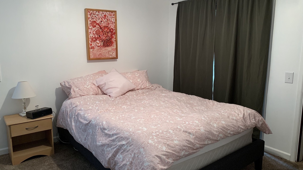 Photo of Bedroom in North Rose Hill