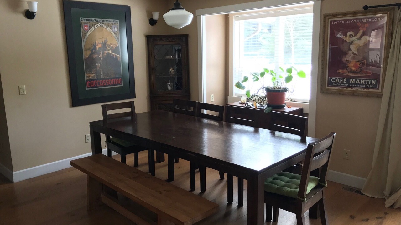 Photo of Bedroom in Enumclaw