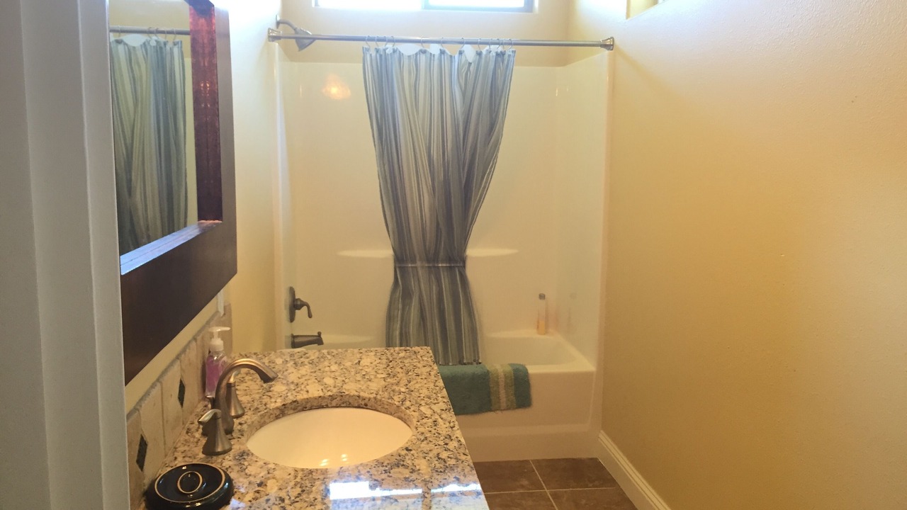 Photo of Bathroom in Oroville
