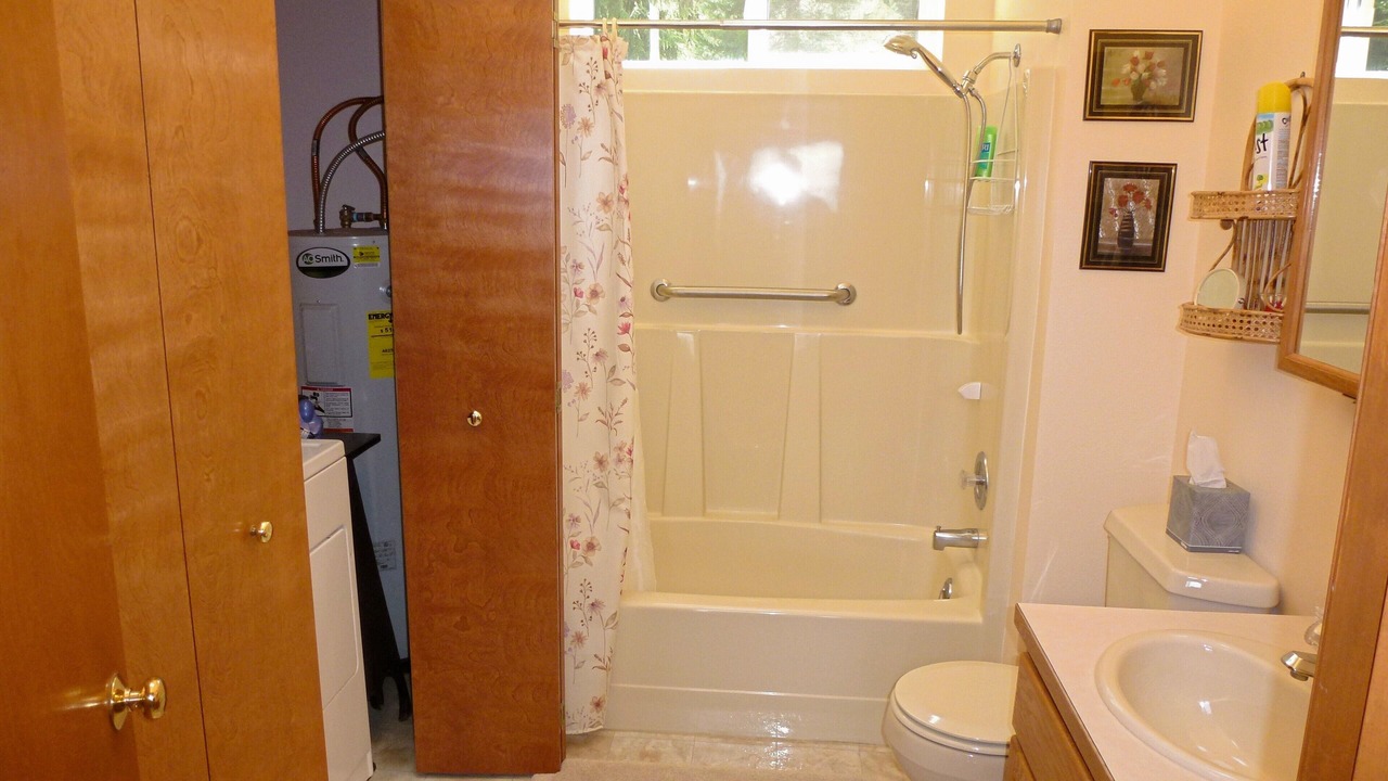 Photo of Bathroom in Port Angeles