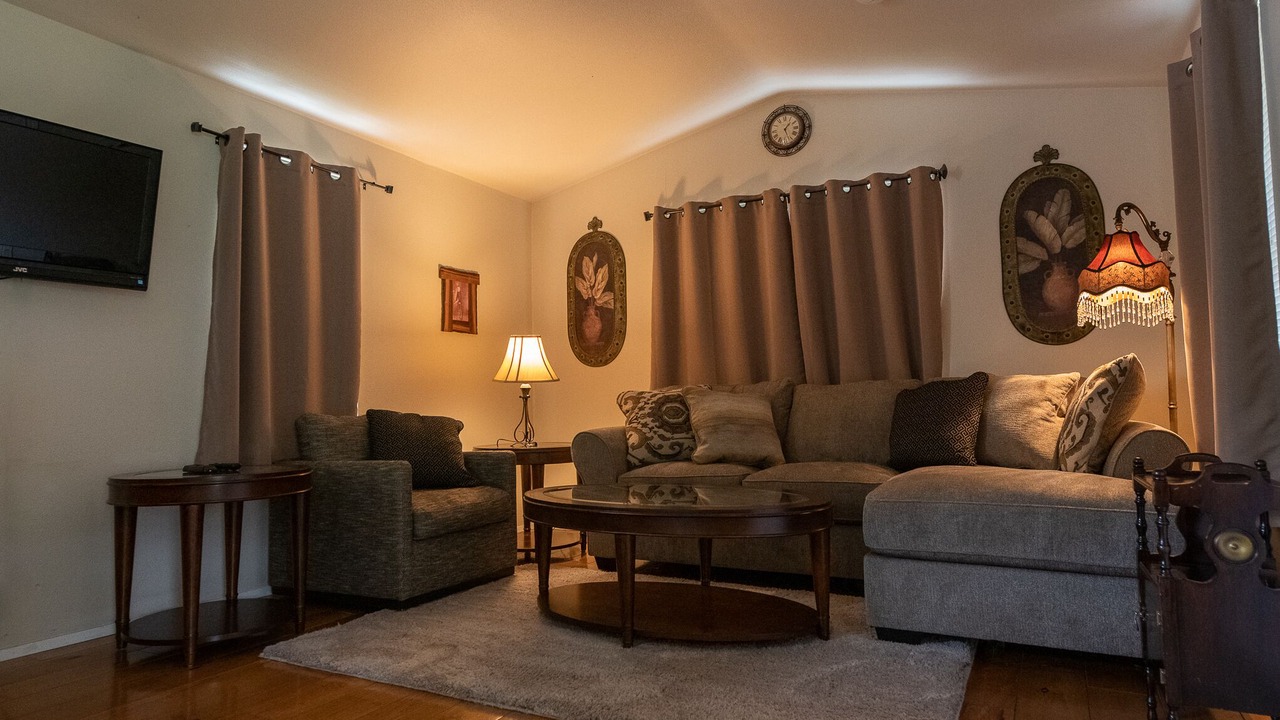 Photo of Livingroom in Oroville