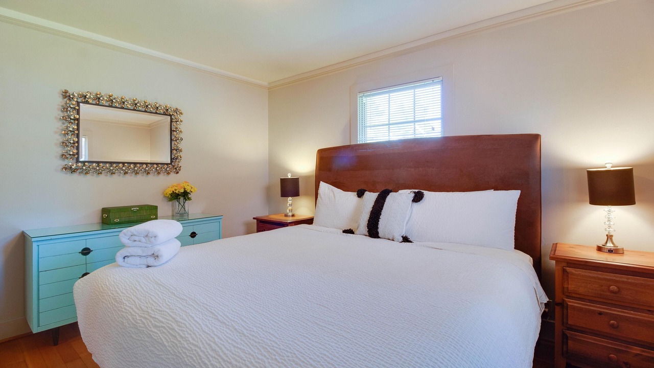 Photo of Bedroom in River Terrace