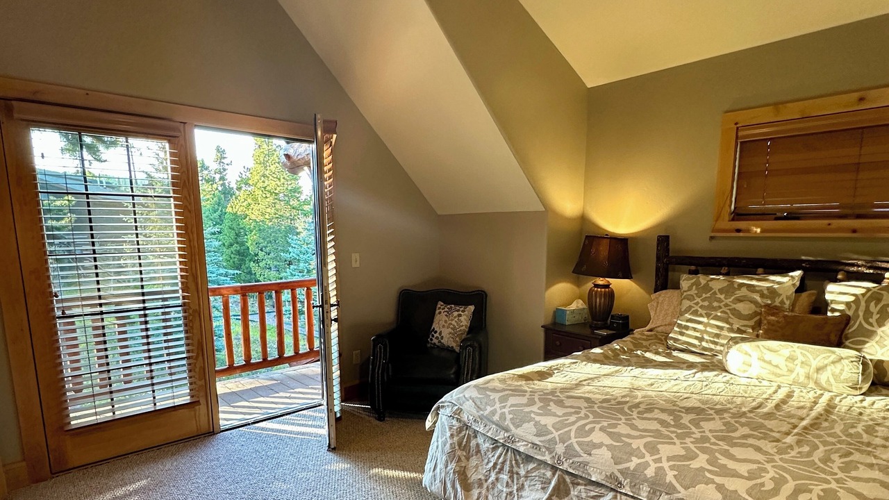 Photo of Bedroom in Powder Ridge